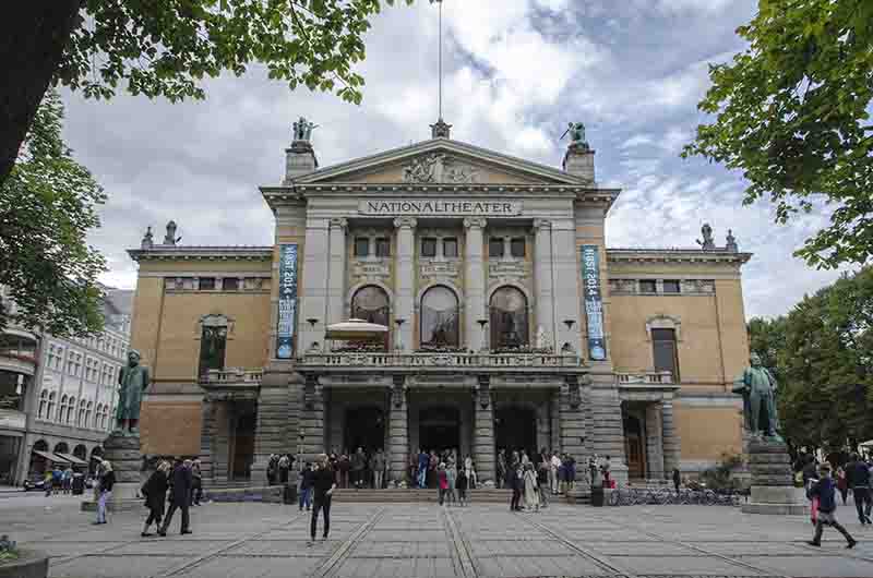 09 - Noruega - Oslo - Teatro Nacional
